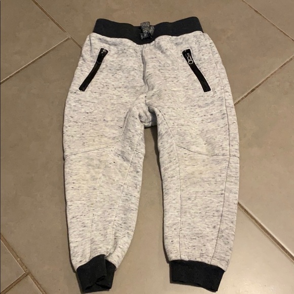 Set of Boys 2T Clothing - Picture 2 of 9